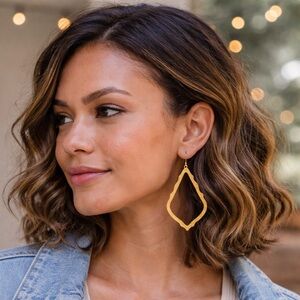 Kendra Scott Dani Style Open Frame Earrings | Gold Teardrop Statement